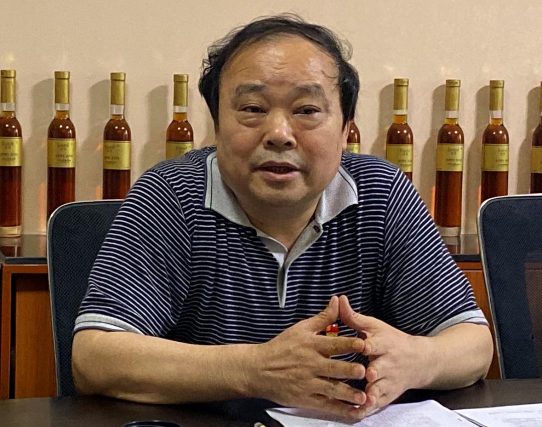 绿波双数找特码,手拿葫芦也是八打一个生肖的全面释义、解释与落实、实证解答解释落实